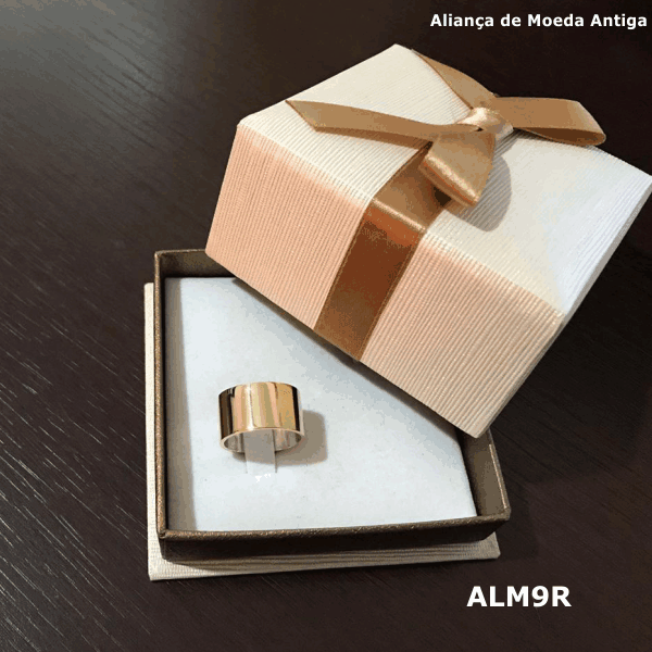 Aliança de Moeda Antiga Reta 9MM com Revestimento em Prata – ALM9R