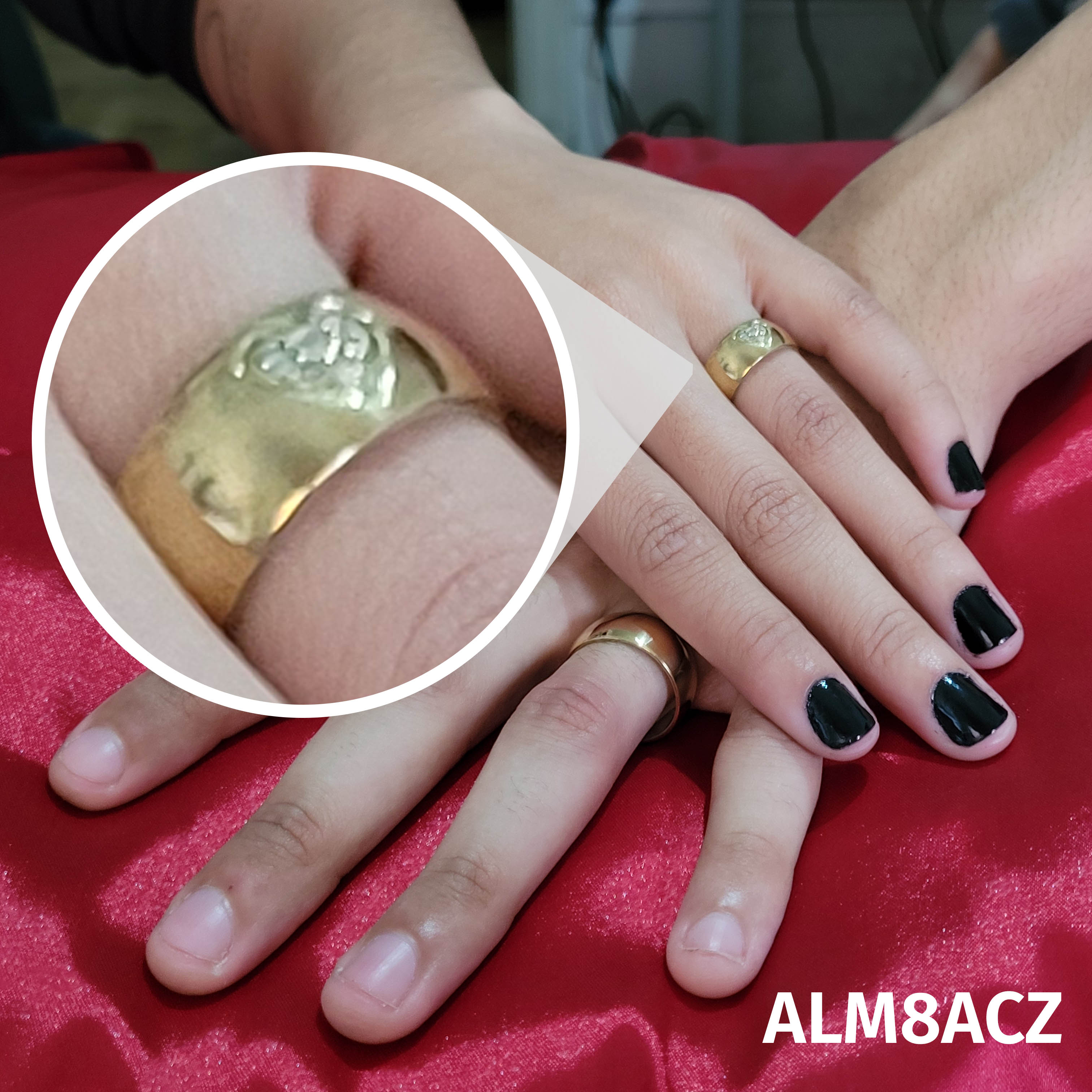 Aliança de Moeda Antiga 8mm com coração de zircônia na feminina - ALM8ACZ